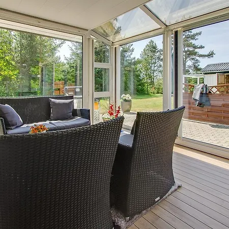 Casa vacanze Three-bedroom Holiday In Hals